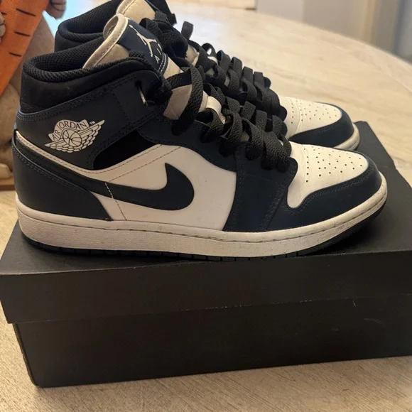 Air Jordan 1 Men’s Black, Navy and White Mid-Top Sneakers - Picture 3 of 8
